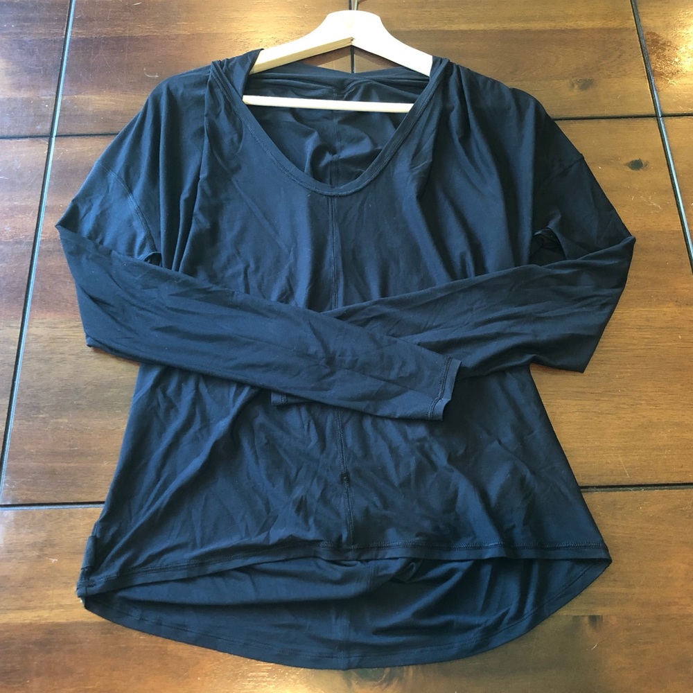 💕Lululemon long sleeve slouch top. Size 4.
